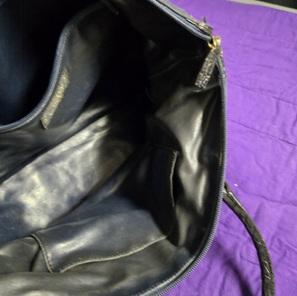 AUTHENTIC GIANNI VERSACE VINTAGE MEDUSA NYLON AND LEATHER BAG - Picture 8 of 10